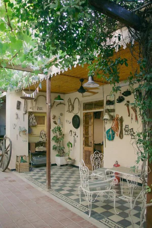 El Alero Hospedaje Mendoza Bed & Breakfast